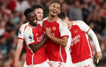 Klasemen Sementara Liga 1: Arsenal Pimpin, Manchester City Mengejar di Pekan 35