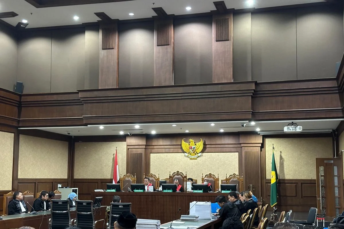 Kondisi Politik dan Hukum di Berbagai Negara: Dari Daba di Nigeria hingga Kasus Pajak Shakira di Spanyol