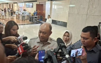 Kontroversi MBG: Mahasiswa Desak Copot Kepala BGN, Siswa Dikeluarkan? Fakta Terungkap