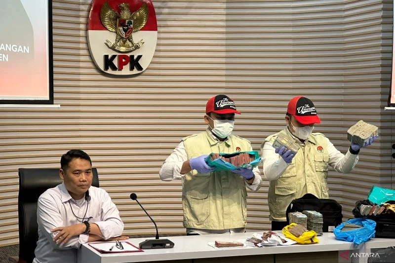 KPK Serta Bupati Rejang Lebong dan Kasus Korupsi, Serta Isu Menarik Lainnya