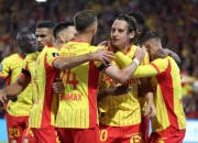 Lens vs: Pertarungan RC Lens di Ligue 1, Inovasi Adapter Medium‑Format, dan Lensa Pancake Terbaru