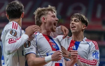 Lyon Bergema di Puncak: Dari Kemenangan Dramatis di Ligue 1 hingga Kejutan di LCS dan NHL