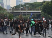 May Day 2026: KSPI Ganti Rencana, Bergabung di Monas & Bertemu Prabowo, Sementara Demo di DPR Tetap Bergelora