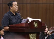 Megawati Kecam Kasus Andrie Yunus di Pengadilan Militer: "Kok Lucu? Pusing Saya!"