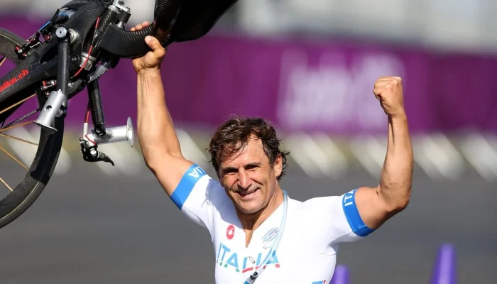 Mengenang Alex Zanardi: Kehilangan Sang Legenda, Kata Ibu dan Tribute Jovanotti