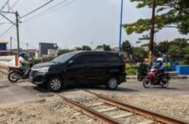 Mengungkap Penyebab EV Mogok yang Sering Diabaikan: Bukan Baterai, Bukan Rel Kereta!