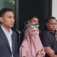 Menteri PPPA Usulkan Pindah Gerbong Perempuan ke Tengah Kereta: Kontroversi, Kritik, dan Permintaan Maaf