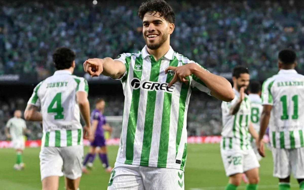 Newcastle United Incar Abde Ezzalzouli dari Real Betis sebagai Pengganti Anthony Gordon