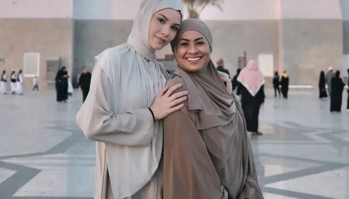 Ochi Rosdiana dan Alyssa Daguise Resmi Menjadi Ibu, Ini Momen Spesial Mereka