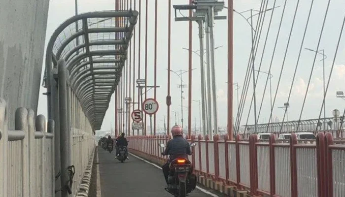 Pagar Jembatan Cangar: Benteng Baja Baru untuk Cegah Aksi Bunuh Diri