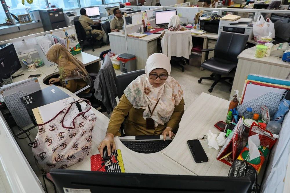 Penerapan WFH ASN Menghemat Anggaran Negara Hingga Rp1,95 Triliun