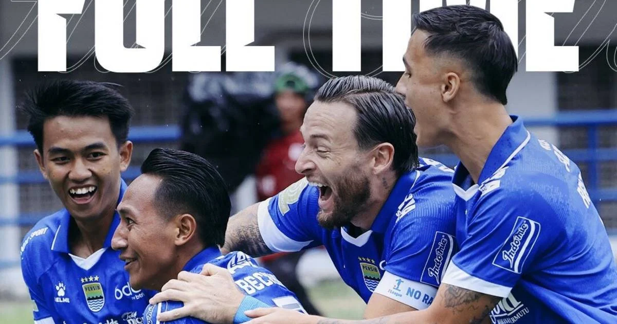 Persib Bandung dan Borneo FC Sengit Berebut Gelar Juara BRI Super League