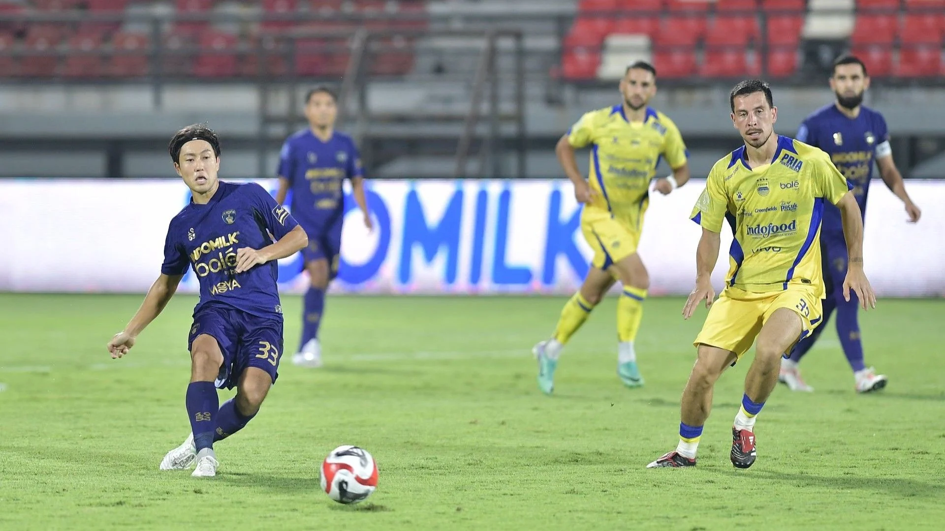 Persib Bandung Kunci Puncak Liga: Gol Cepat Matricardi Bawa 3 Poin Penting atas PSIM