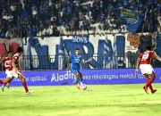 Persib Bandung Raih Kemenangan Berharga atas PSM Makassar