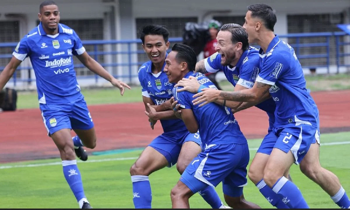Persib Bandung Siap Cetak Hattrick Juara Super League 2025-2026