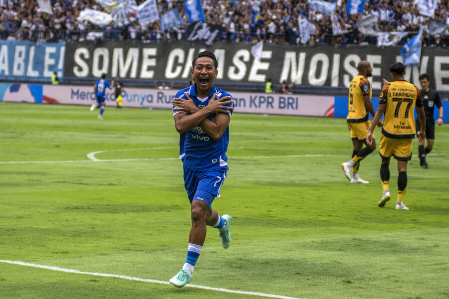 Persib Bandung Siap Menghadapi Persija Jakarta di Pekan Ke-32 BRI Super League 2025/2026