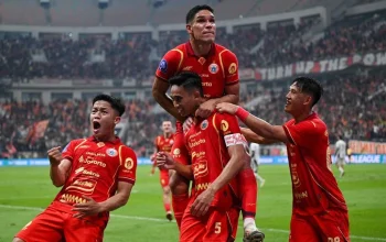 Persija vs Persis: Tundukkan Rival dengan Kemenangan 4-0, Empat Laga Penentu Gelar Menanti