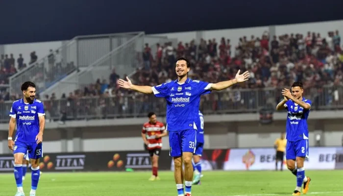 Pertarungan Sengit di Pekan 33 Super League: Persib dan Borneo FC Berebut Puncak Klasemen