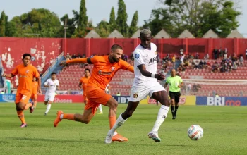 Pertarungan Sengit Persik vs Borneo FC: Dari Perjuangan Relegasi hingga Pengejaran Gelar