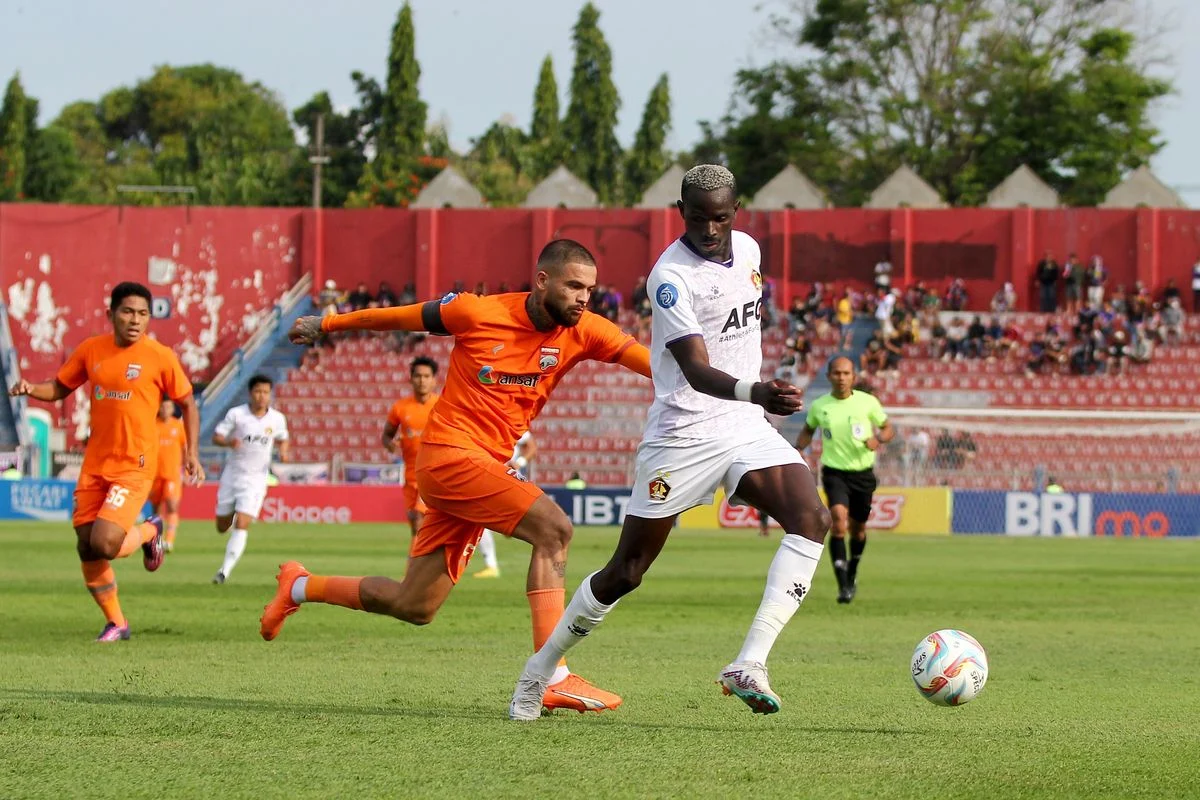 Pertarungan Sengit Persik vs Borneo FC: Dari Perjuangan Relegasi hingga Pengejaran Gelar
