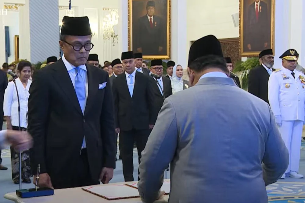 Prabowo Perkenalkan Dony Oskaria sebagai Kepala Danantara, Pengelola Kekayaan Negara