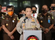 Prabowo Setuju Pengangkatan Kapolri Tetap Lewat DPR, Tekankan Stabilitas dan Kontrol Legislatif