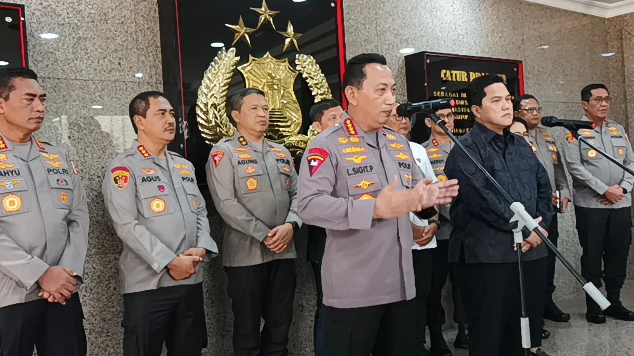 Prabowo Setujui 10 Rekomendasi Jimly: Batas Jabatan Polisi di Luar Polri dan Penguatan KPKN