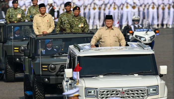Presiden Prabowo Minta Pindad Buat Mobil Khusus untuk Menyapa Warga, Sementara Garuda Indonesia dan TNI Juga Berita Utama Hari Ini