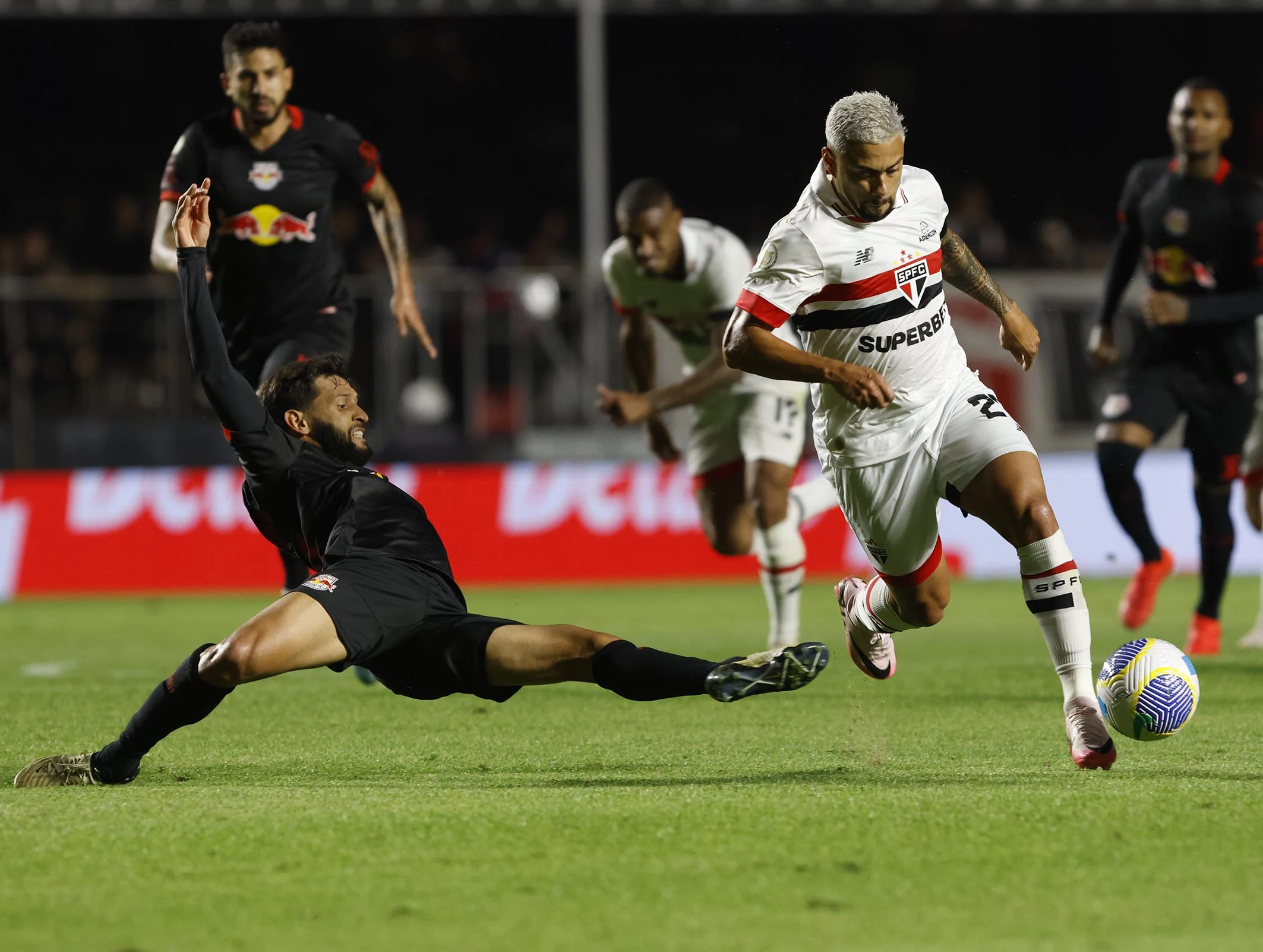 Red Bull Bragantino Menunjukkan Kehebatan di Brasileirão