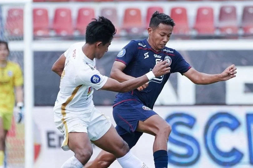 Rio Fahmi Jadi Sorotan Panas: Antara Persija, Arema FC, dan Persib Bandung