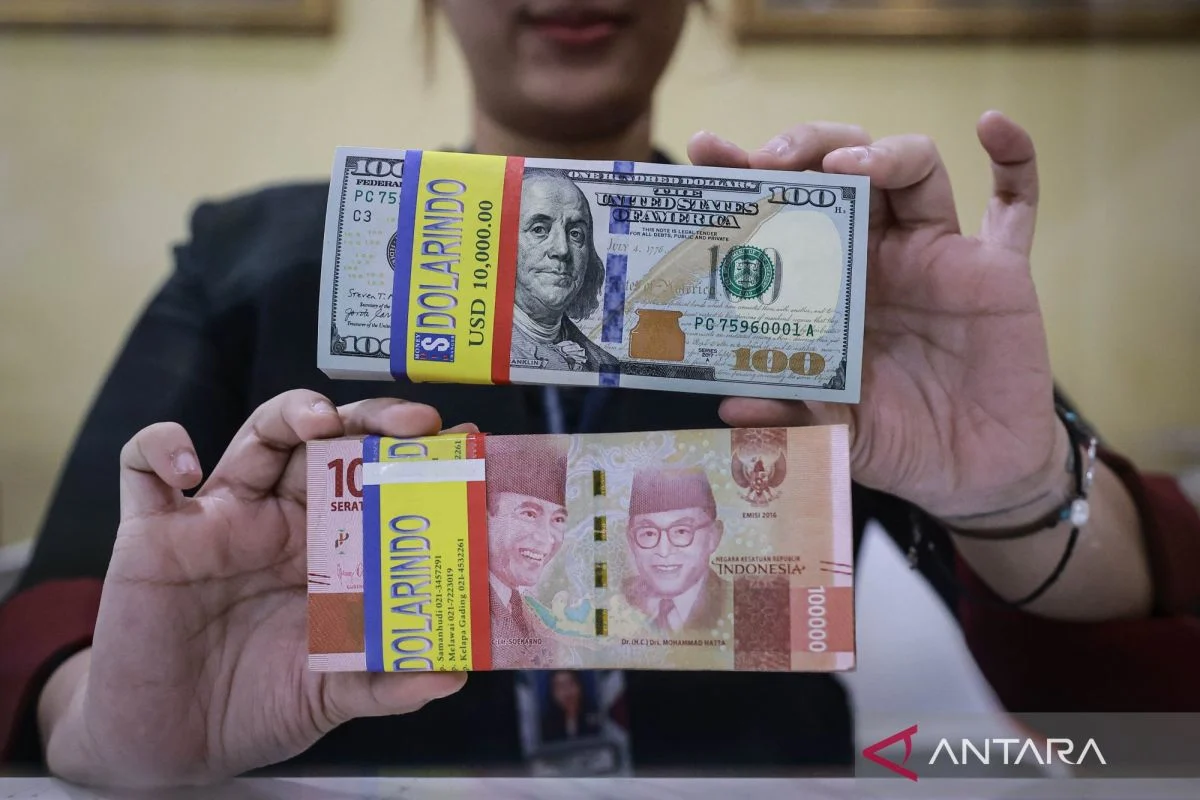 Rupiah Melemah, Purbaya: Ini Nggak Masuk Akal!