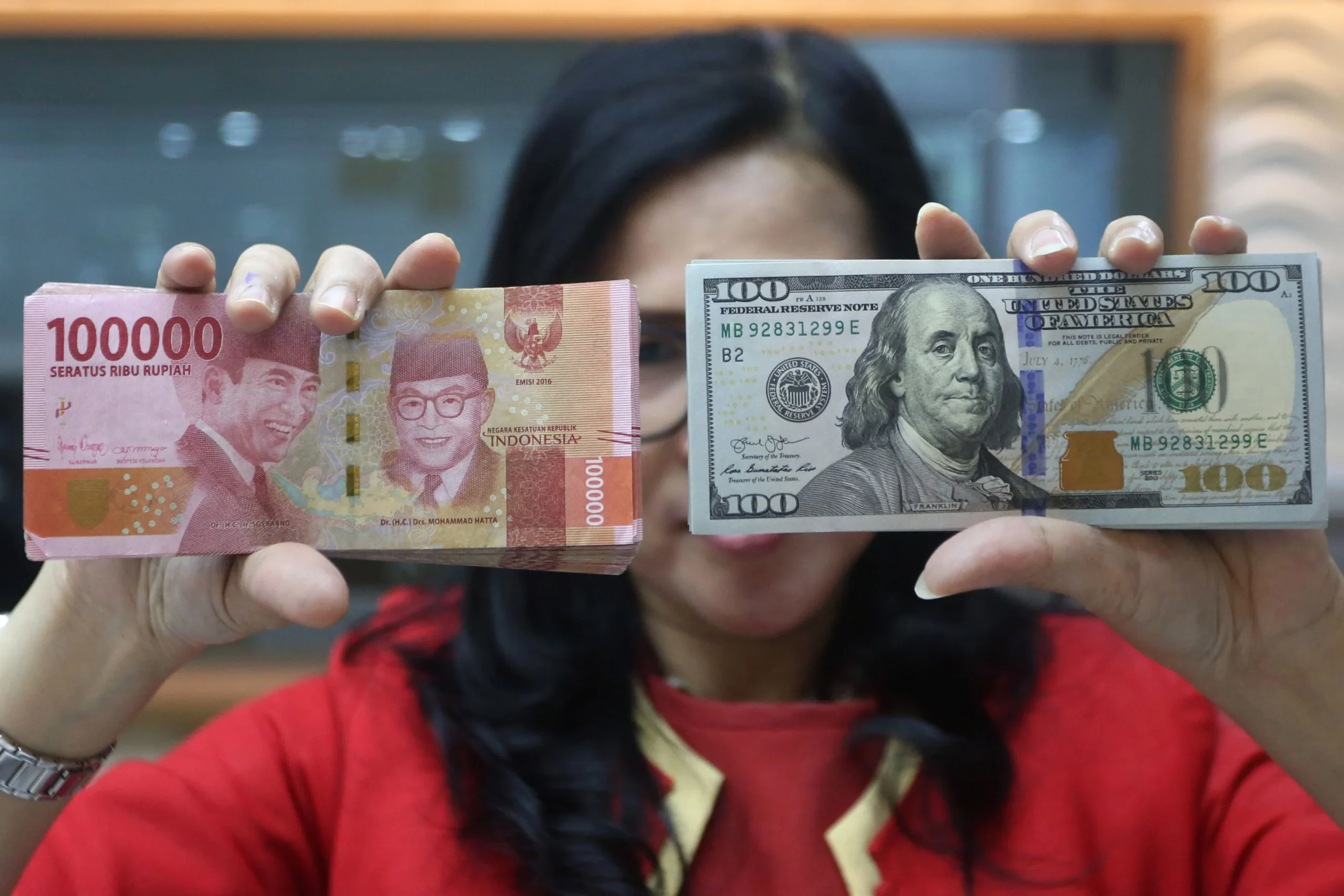 Rupiah Tembus Rp17.425 per Dolar AS, Prabowo Desak Purbaya dan Gubernur BI Perkuat Intervensi