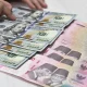 Rupiah Terlemah Catat Rekor Baru, Potensi Tembus Rp 17.500 Mengguncang Ekonomi