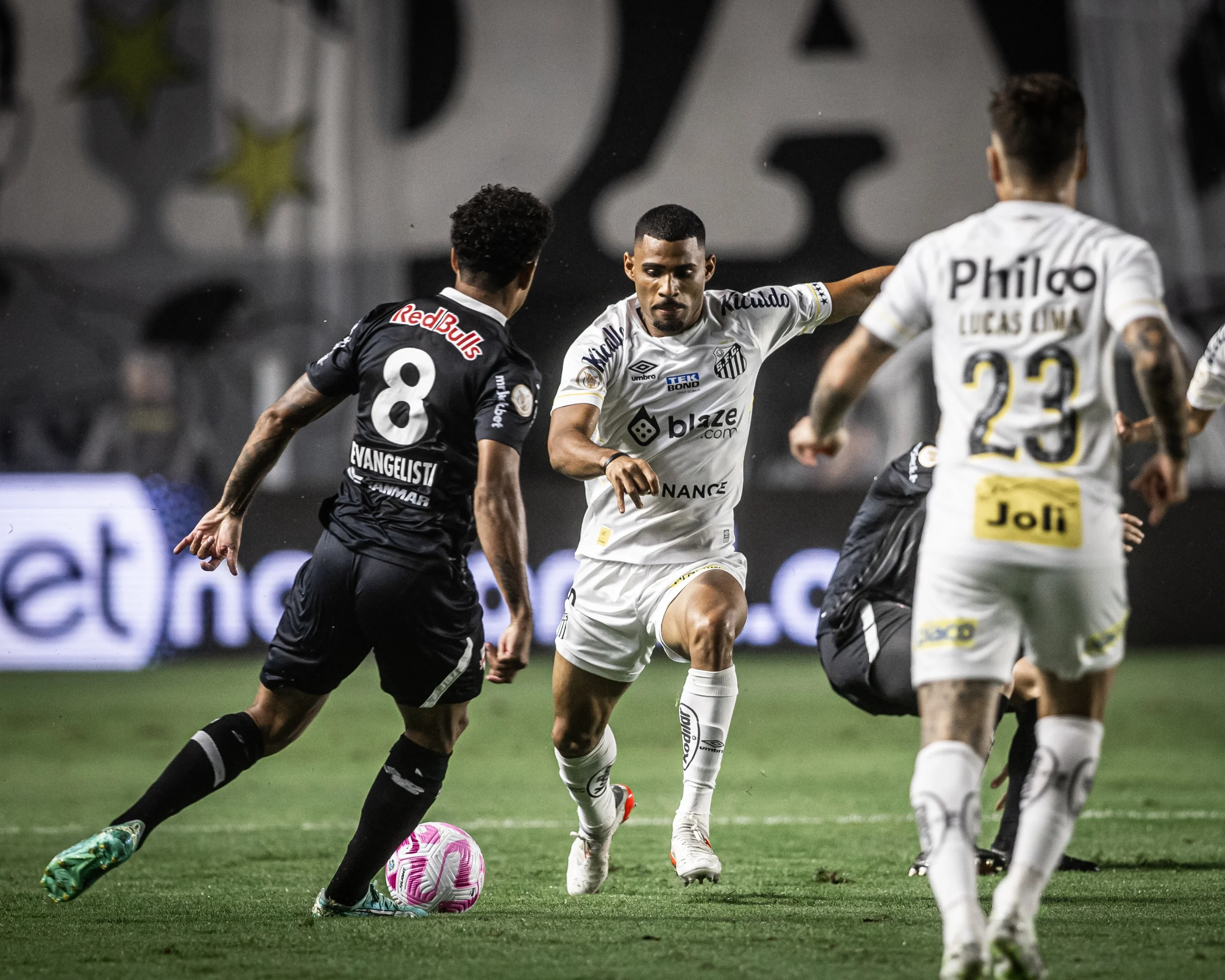 Santos Hadapi Bragantino di Brasileirão: Persiapan dan Analisis