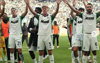 Sassuolo Tumbangkan AC Milan 2-0, Allegri Panik & Jay Idzes Bercahaya di Tengah Cedera