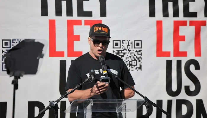 Skandal Kriminal di Los Angeles: Spencer Pratt Tuduh Karen Bass