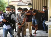 Tiga Pemuda Ditangkap Polisi atas Kasus Pencurian Kabel Listrik di Palembang