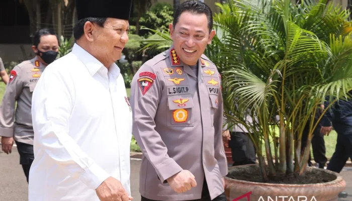 TNI AL Terlibat Kasus Polisi Dianiaya di Surabaya, Sementara itu Presiden Prabowo Subianto Disambut Presiden Prancis