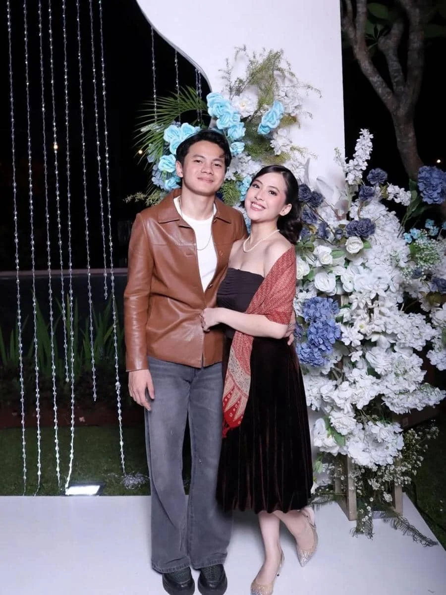 Zara Adhisty Resmi Menikah dengan Tsaqib dan Mengumumkan Kehamilan, Akhir dari Spekulasi!