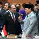 Anwar Ibrahim: Antara Diplomasi Internasional dan Tantangan Dalam Negeri