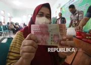 Bantuan Langsung Tunai: Antara Harapan dan Tantangan