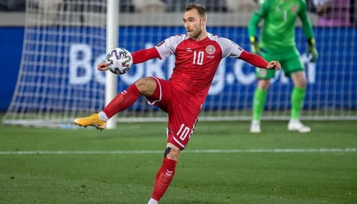 Christian Eriksen: Pemain Sepak Bola Denmark yang Selamat Berkat Alat Pacu Jantung