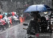 Cuaca Hari Ini: Jakarta dan Banten Berpotensi Hujan, Cirebon dan Bali Cerah Berawan