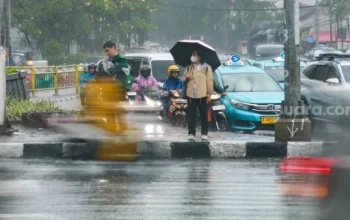Cuaca Hari Ini: Jakarta Didominasi Berawan Tebal, Waspada Potensi Hujan dan Bencana Alam