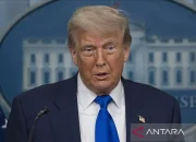 Donald Trump dan Dinamika Hubungan Internasional: Dari G7 hingga UFC di Gedung Putih