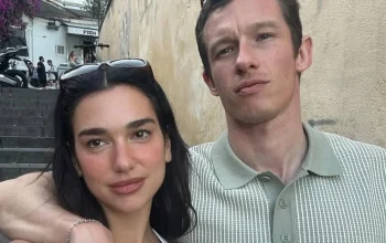 Dua Lipa dan Callum Turner Tidak Diundang Warga Palermo, Italia