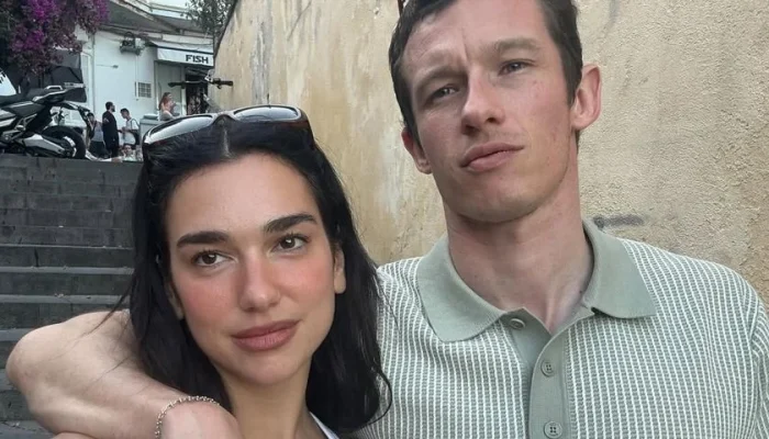 Dua Lipa dan Callum Turner Tidak Diundang Warga Palermo, Italia