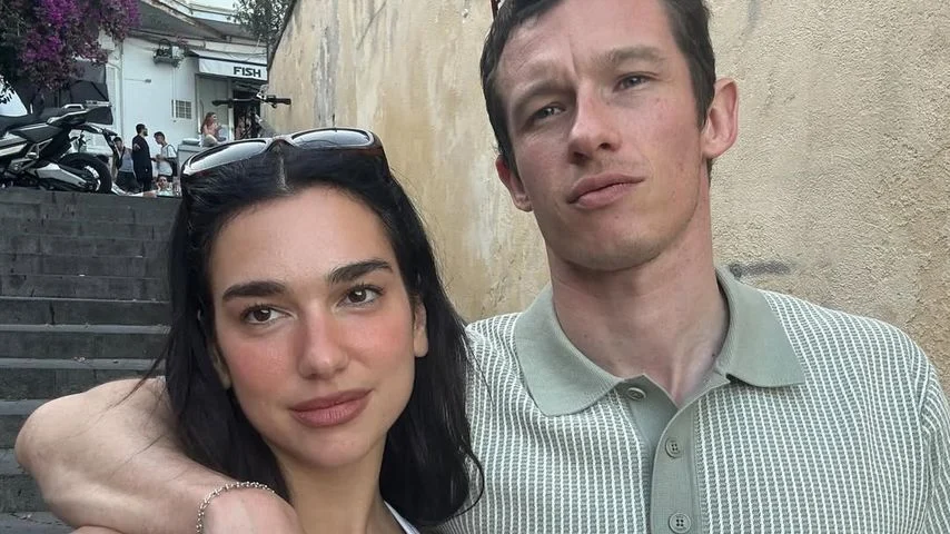 Dua Lipa dan Callum Turner Tidak Diundang Warga Palermo, Italia