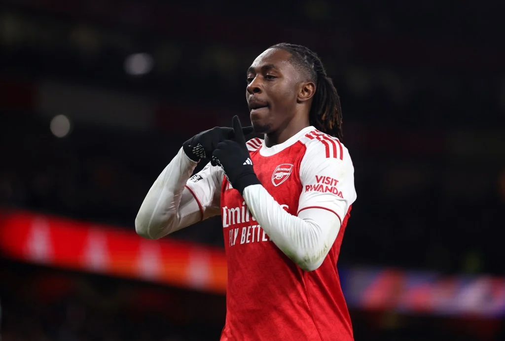 Ebere Eze dan Rekor Ever-Present di Premier League