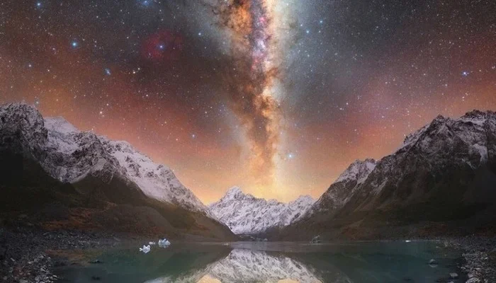 Google Luncurkan Aplikasi Google Finance dan Mengungkap Foto Milky Way yang Luar Biasa